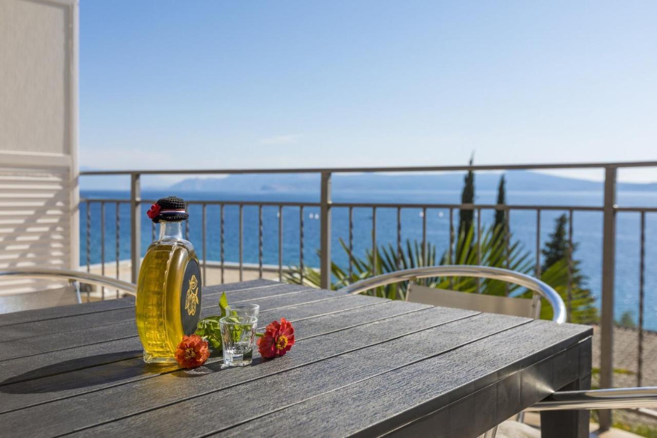 Kostrencic Lägenhet Crikvenica Exteriör bild
